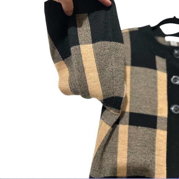 Mercer Street Studio Black & Brown Plaid Button Down Cardigan Sweater Medium - Picture 7 of 9